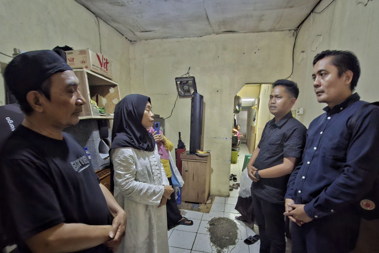 Iwakum Kunjungi Rumah Duka Affan Kurniawan, Serahkan Santunan sebagai Bentuk Solidaritas