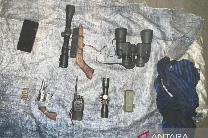Baku Tembak OPM dan TNI Tewaskan 2 Anggota Egianus Kogoya di Yahukimo, Senjata Hingga Amunisi Disita