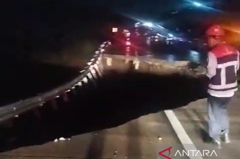 2 Korban Longsor Tol Bocimi Dirawat di RSUD Sekarwangi Sukabumi