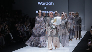 Ria Miranda Tampilkan Senjakala di Jakarta Fashion Week 2018