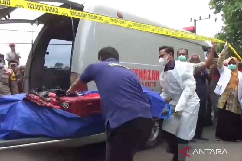 Geger Mutilasi Perempuan Tanpa Kepala dalam Koper Merah di Ngawi