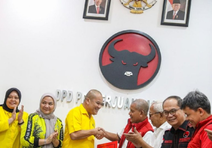 Ketua DPD Golkar Sumut Ambil Formulir Cagub Dari PDIP
