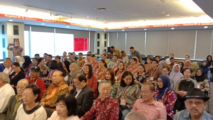 Perhimpunan Indonesia Tionghoa (INTI) bekerja sama dengan Kedutaan Republik Rakyat Tiongkok (RRT) memberikan beasiswa kepada sejumlah pelajar Indonesia untuk melanjutkan kuliahnya di Tiongkok, Republik Rakyat Tiongkok (RRT). Foto: MP/Asropih