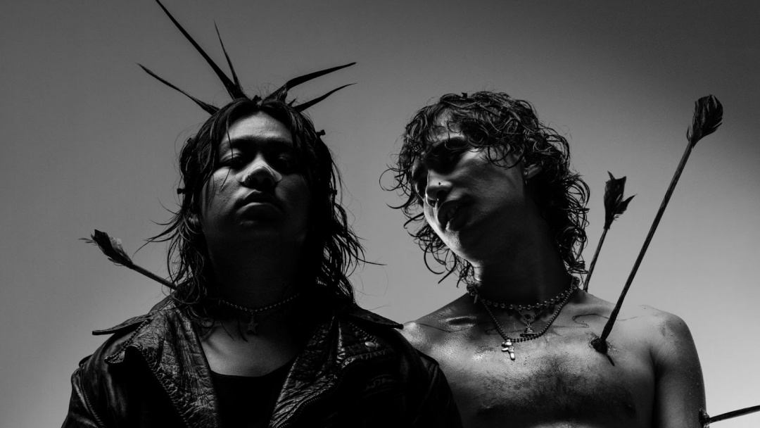 ISOKNOCK Satukan Irama Trap dalam Album '4EVER'