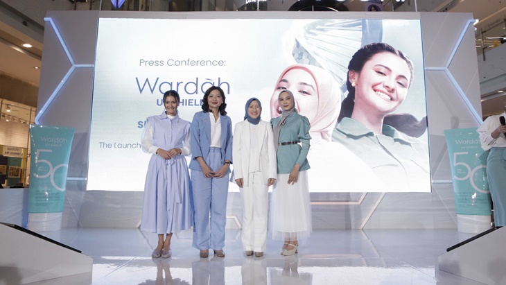 Amanda Rawles Rutin Pakai Sunscreen Sebelum Memulai Hari
