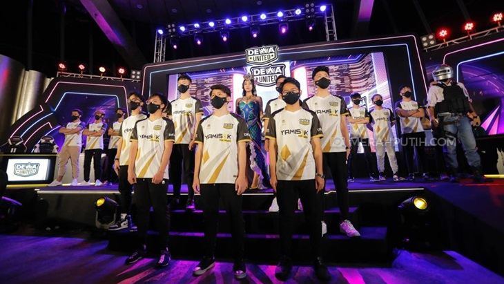 Intip Keseruan Peresmian Tim Dewa United Esports