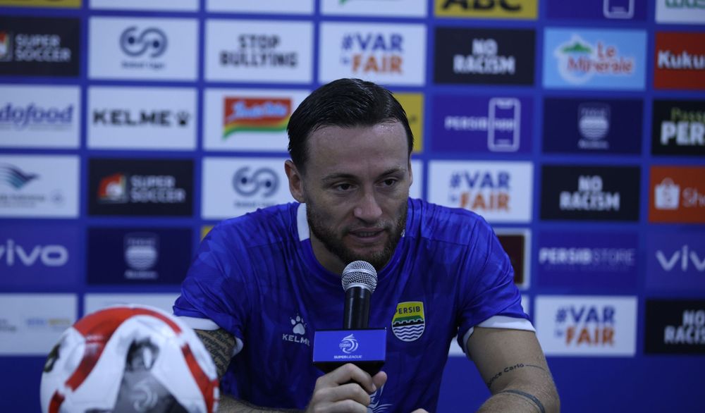 Persib Bandung Melawan Rasa Lelah Vs Borneo FC Menurut Marc Klok