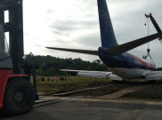 Evakuasi Sriwijaya Air, Bandara Manokwari Tutup