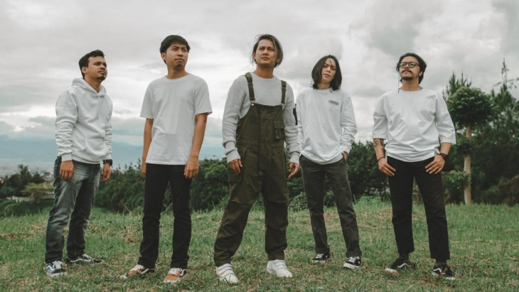 Gandeng Ifan Ohsi, Kerabat Kerja Keluarkan Single ‘Semua Akan Berakhir’