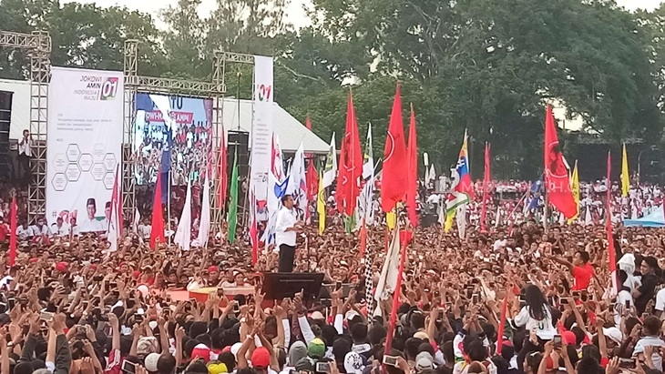 Kampanye di Kampung Halaman, Jokowi Targetkan Suara 90 Persen