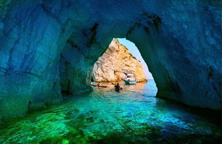 Milos, Yunani. (Foto: instagram.com/visitgreecegr)