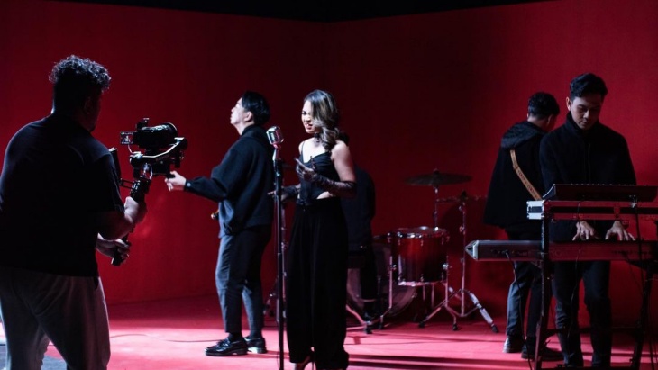 Geisha Beri Aransemen City Pop di Lagu 'Cinta dan Benci'