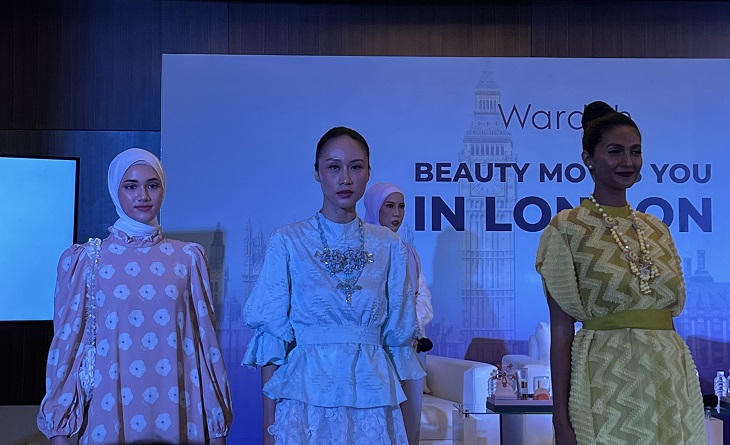 wardah wearing klamby lfw 2022