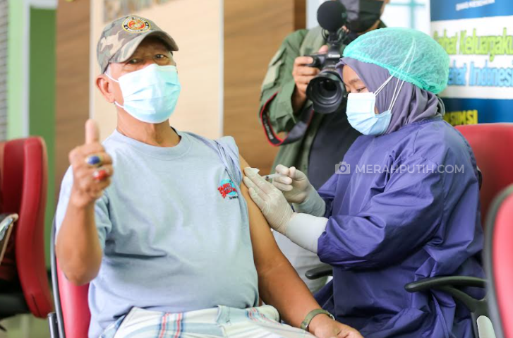 Orang Tak Ber-KTP DKI Bisa Terima Vaksin Booster di Jakarta