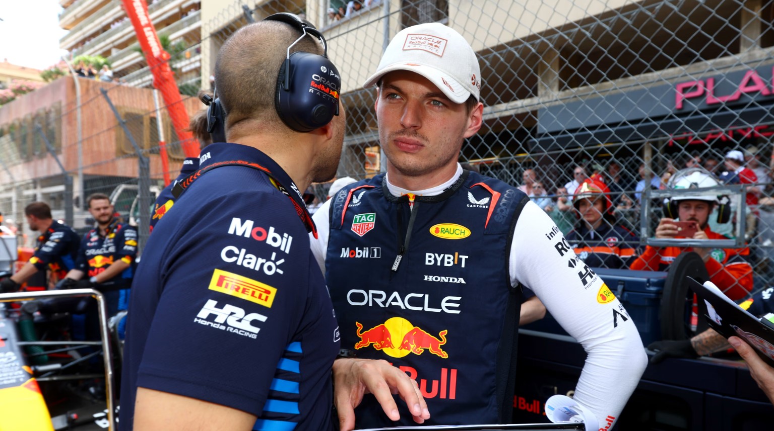 Verstappen Buka Peluang Ikuti Jejak Adrian Newey Gabung Aston Martin F1