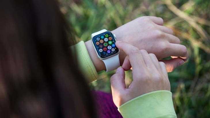 Absen 3 Tahun, Google Maps Kembali Hadir di Apple Watch