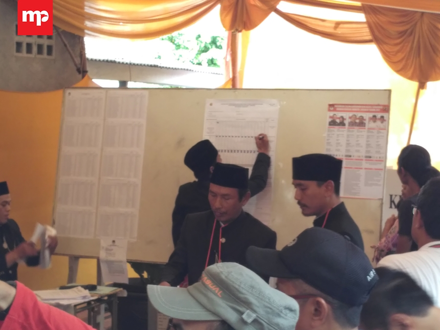 Hasil Quick Count Tiga Lembaga Survei Tempatkan Ahok-Djarot Teratas