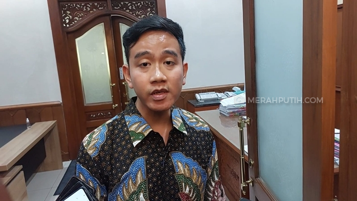 Absen Peresmian Kantor DPC PDIP Solo, Gibran Minta Maaf ke Megawati dan FX Rudy