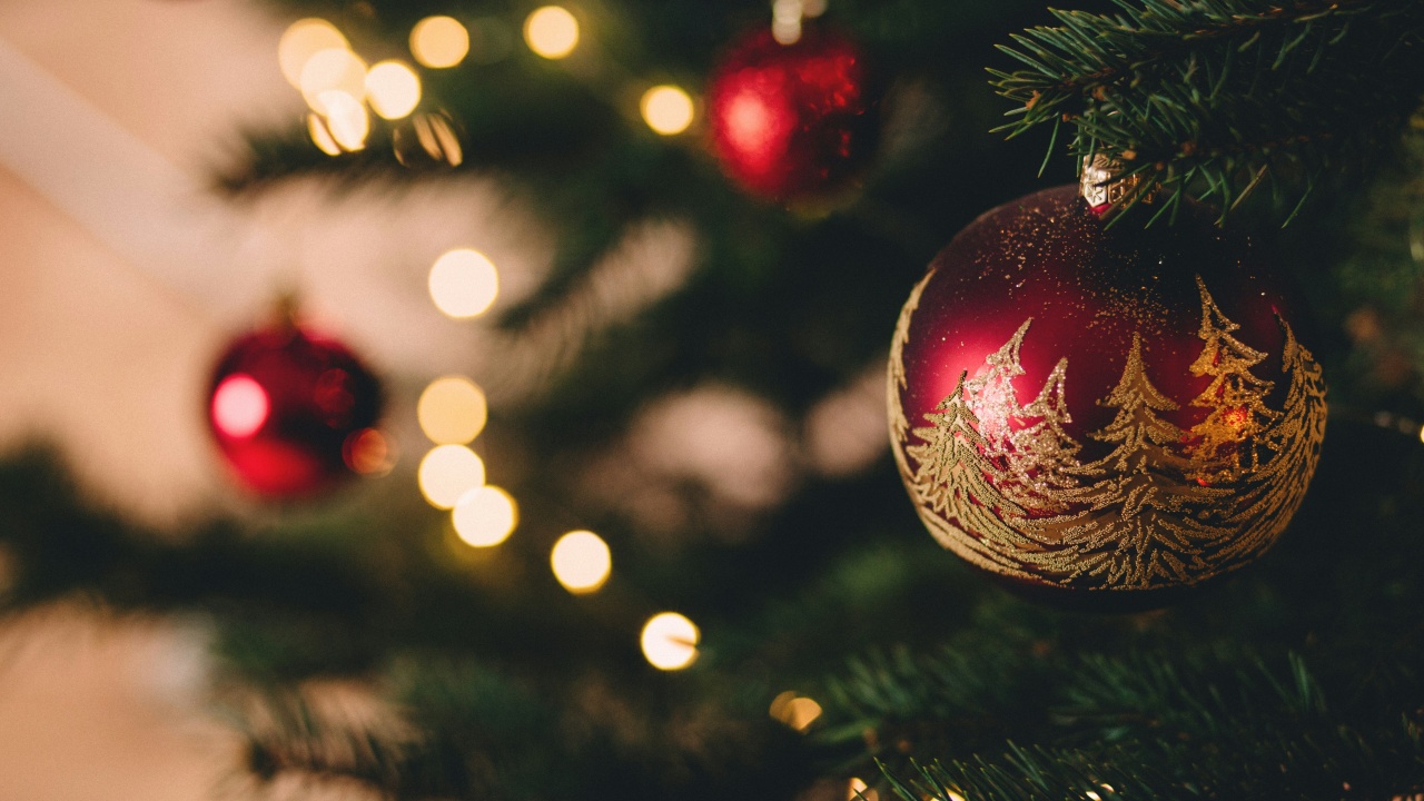 9 Lagu Natal Paling Populer 2025, dari Mariah Carey hingga V BTS