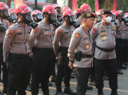 Polri Siapkan 299 Personel dan 10 K9 Antisipasi Kondisi Darurat Gunung Anak Krakatau