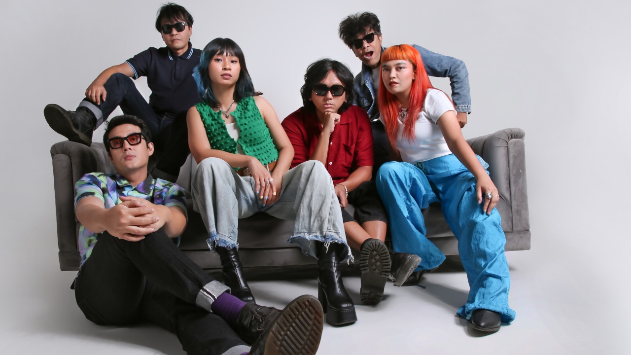 Lirik Lagu Satelit The Upstairs Yang Dirlis Rilis Ulang Setelah Lewati 2 Dekade