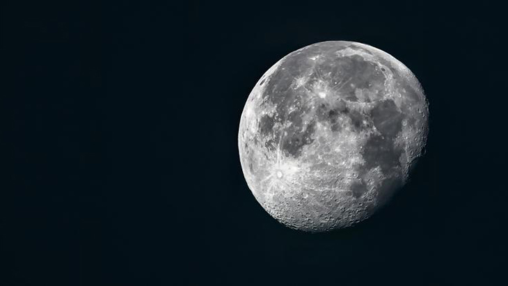 Tiongkok Bikin Bulan Buatan