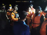 Tim SAR Bawa Kantong Berisi Anggota Tubuh Penumpang Pesawat Sriwijaya Air