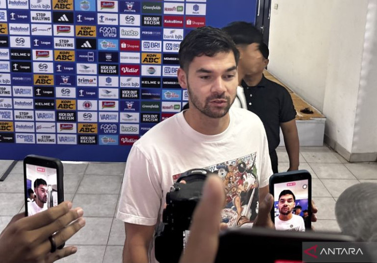 Bobotoh Lakukan Rutinitas Jelang Persib Hadapi Persija, Sandy Walsh Sampai Terpana