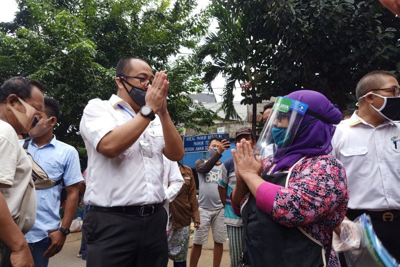 Sidak Ganjil Genap Pedagang, Dirut Pasar Jaya Dibombardir Protes