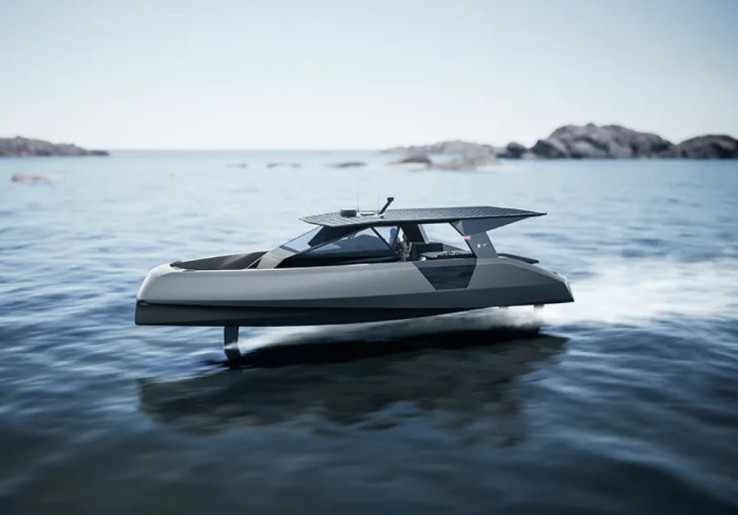 BMW Luncurkan Yacht Listrik yang Bisa Melayang di Atas Air