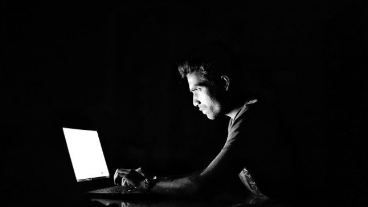 Data Pribadi Dijual Murah di Darkweb