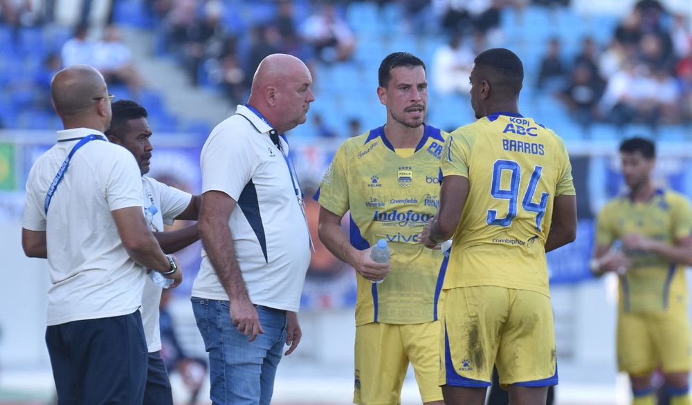Kemenangan atas Arema Dongkrak Kepercayaan Diri Persib Bandung, Persita Harus Hati-hati