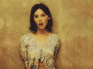 Gracie Abrams Luncurkan Versi Deluxe dari Album 'The Secret of Us'