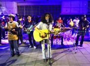 UMKM Sinergi Adv Nusantara Gelar Aksi Seni Tolak Pakaian Bekas Impor di Kota Tua Jakarta