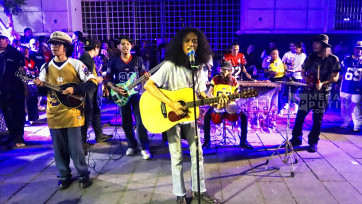 UMKM Sinergi Adv Nusantara Gelar Aksi Seni Tolak Pakaian Bekas Impor di Kota Tua Jakarta