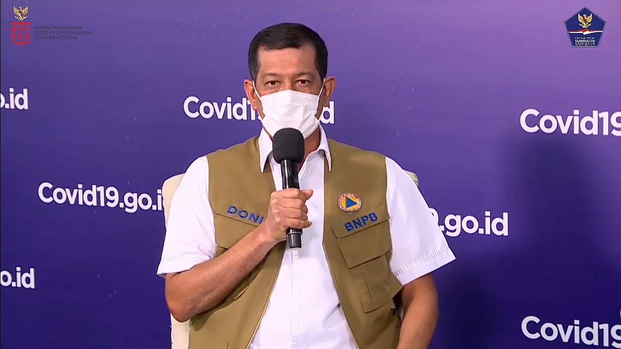 Ketua Satuan Tugas Penanganan COVID-19 sekaligus Kepala BNPB Doni Monardo dalam diskusi Satgas COVID-19 di Graha BNPB, Jakarta pada Kamis (7/1) (MP/BNPB)