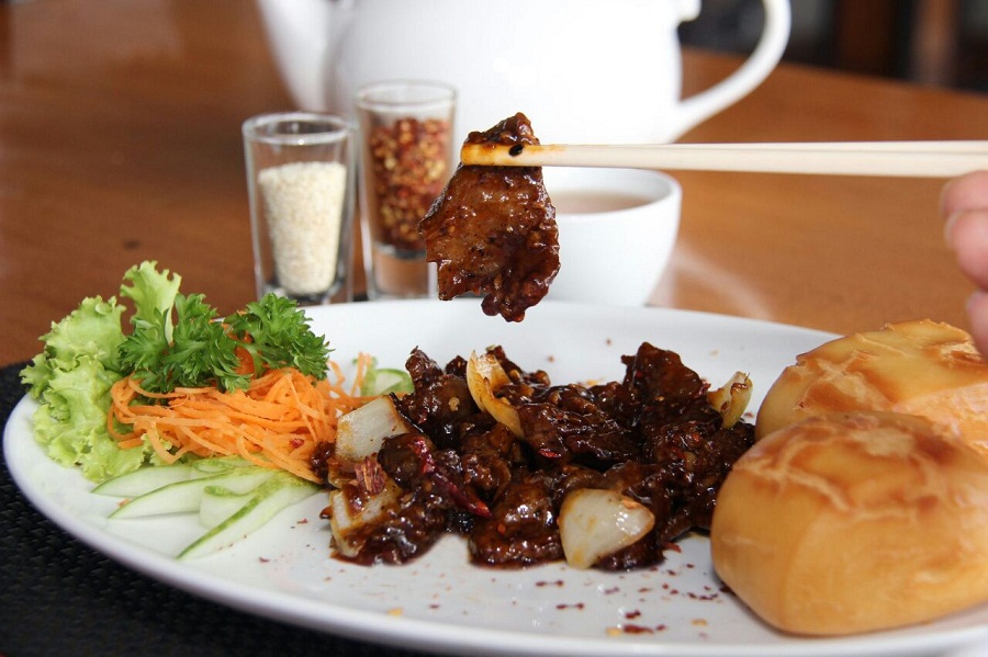 Tiga menu baru yang dihadirkan Aston Hotel Cirebon menyambut Imlek (MP/Mauritz)