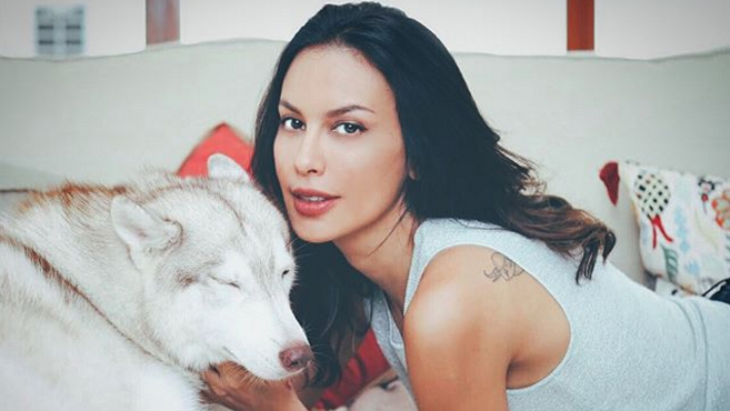 Sophia Latjuba Dijilat Setan? Ihh Serem 