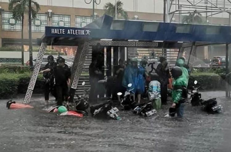 Banjir Sejumlah Titik, Anggota DPRD DKI: Wajar Musim Kemarau Tak Keruk Waduk