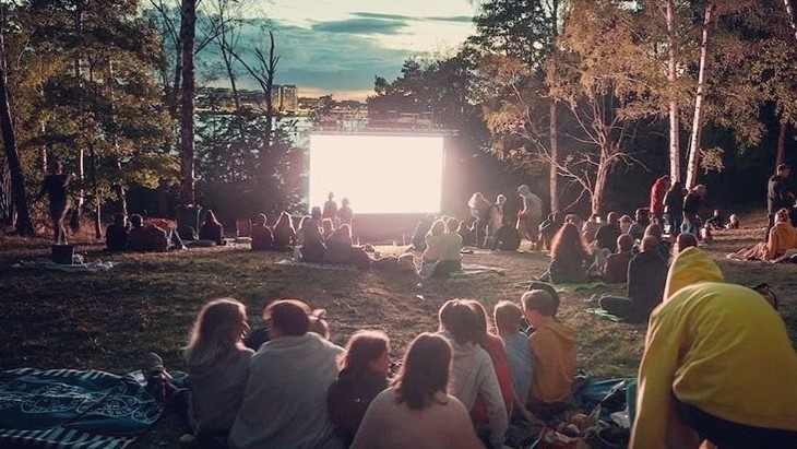 Layar Tancap ala Klub Film di London