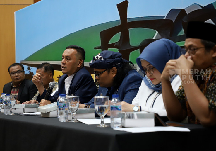 Menilik Mata Rantai Industri Hasil Tembakau