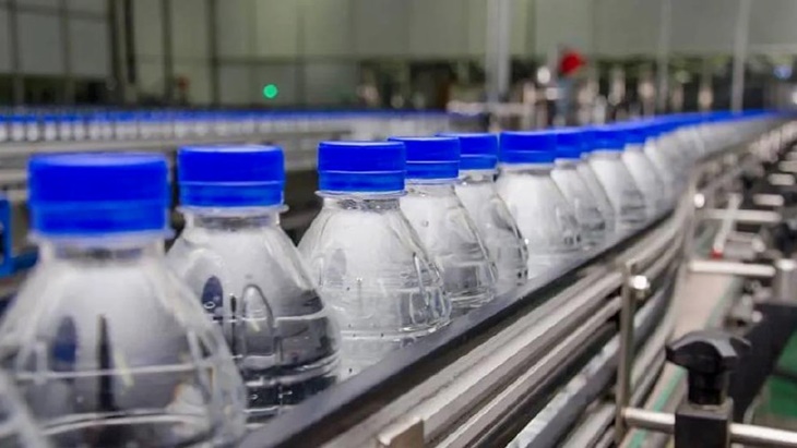Kenali Manfaat Air Mineral Dibadingkan Air Putih Biasa