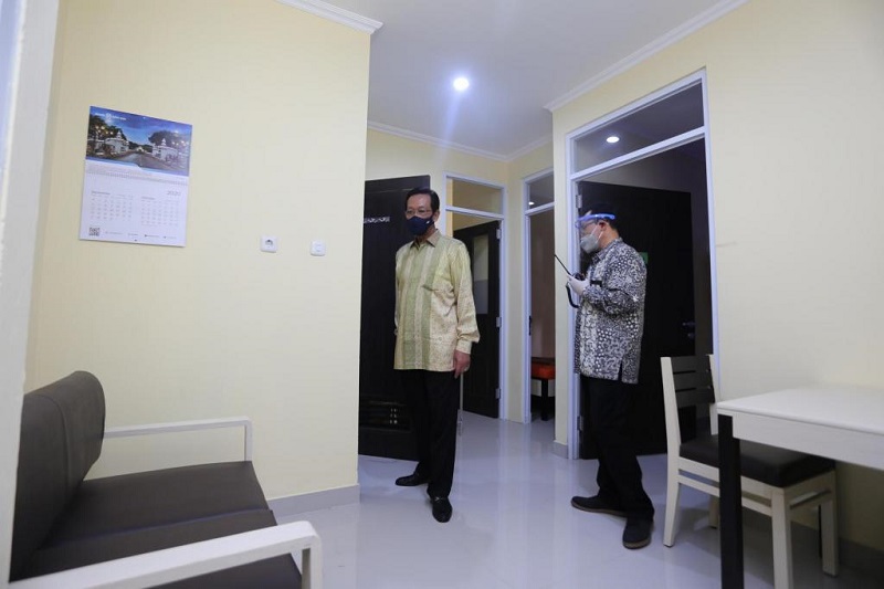 Gubernur Yogyakarta pantau Isoter. (Foto: Humas DIY)