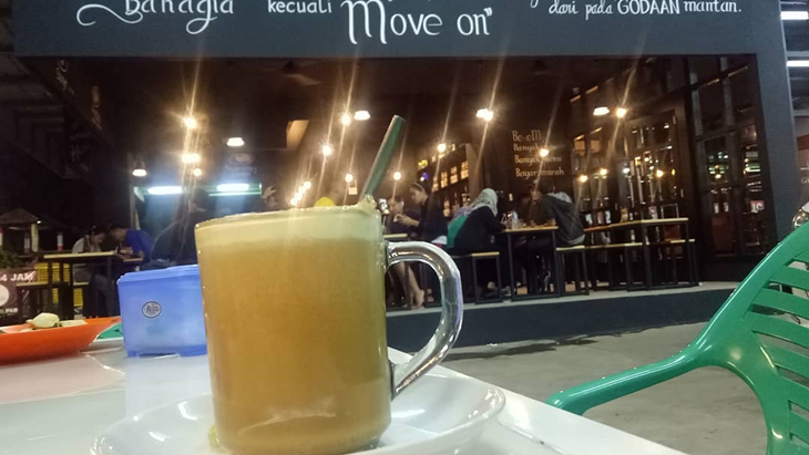 Teh Tarik Si Pelepas Dahaga Penambah Selera