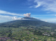 Erupsi Ganda Marapi Terjadi Beruntun! Dentuman Keras dan Asap Pekat Selimuti Langit