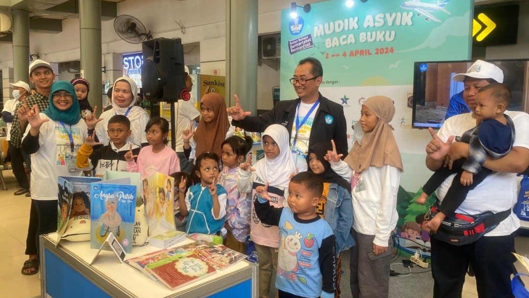 Kemdikbudristek Kampanyekan Mudik Asyik Sambil Baca Buku
