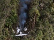 Pasukan Khusus Brimob Evakuasi Pesawat SAM Air yang Jatuh di Hutan Papua