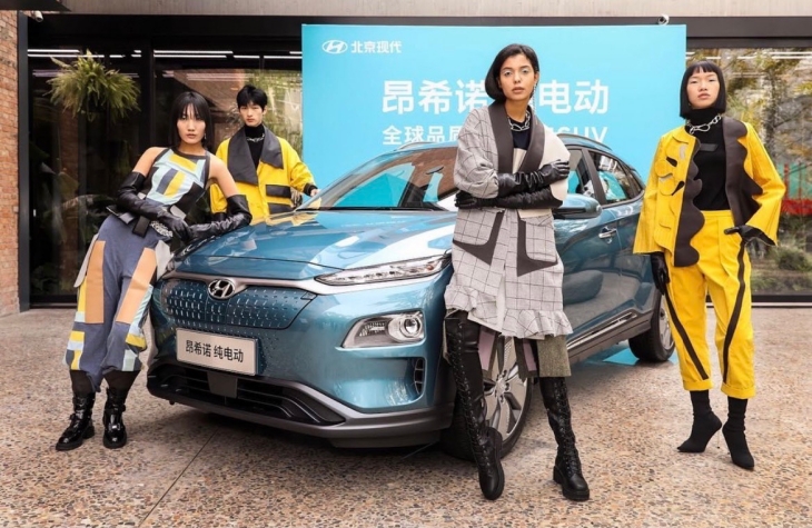 Re:Style, Ketika Limbah Mobil Disulap Jadi Koleksi Fashion Edgy