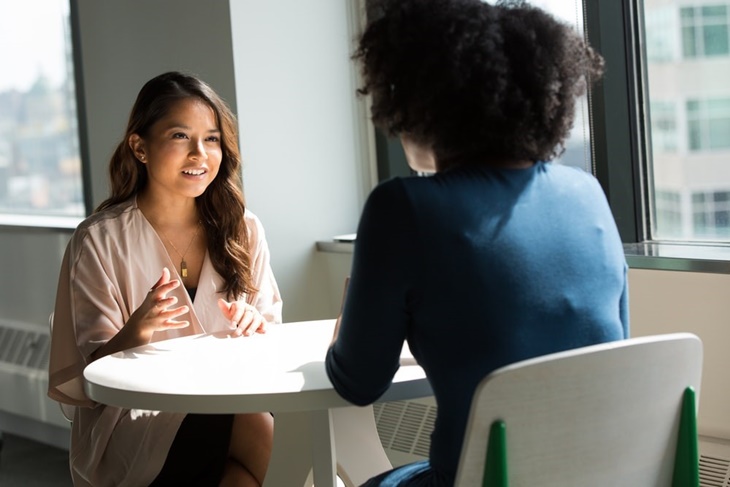 4 Cara Menghadapi Quarter Life Crisis, Mulai dari Self Talk