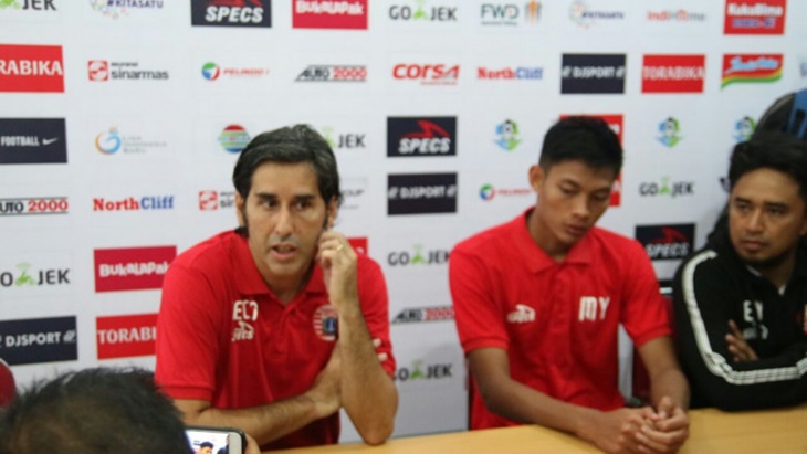 Bertandang ke Stadion Teladan, Pemain Persija Mandi dengan Air Kemasan